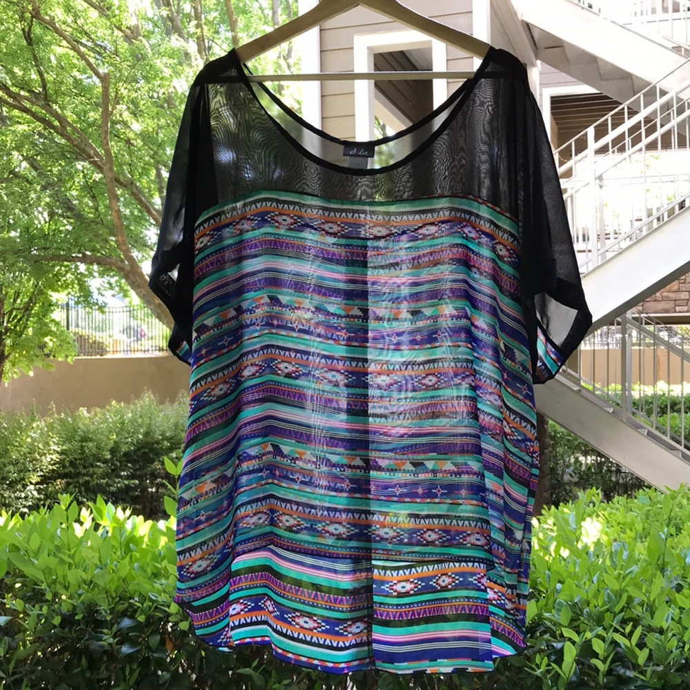 Multicolored shirt